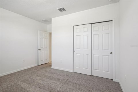 Villa ou maison à vendre à Poinciana, Floride: 4 chambres, 184.69 m2 № 1767863 - photo 26