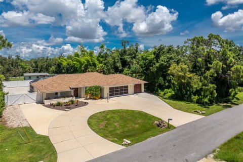 Casa en Englewood, Florida 2 dormitorios, 152.08 m2 № 2103658