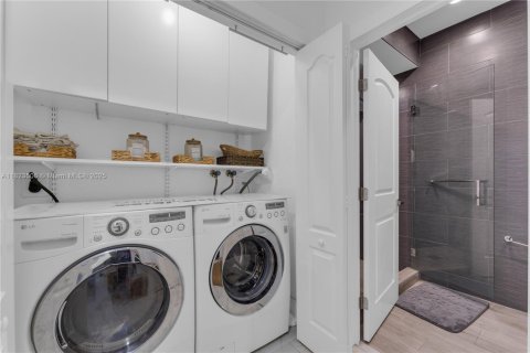 Condominio en venta en Miramar, Florida, 3 dormitorios, 124.49 m2 № 1788551 - foto 25