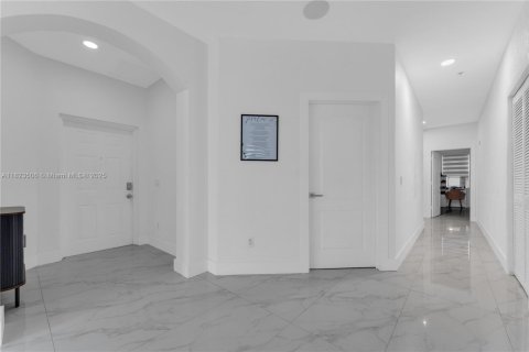 Condominio en venta en Miramar, Florida, 3 dormitorios, 124.49 m2 № 1788551 - foto 6