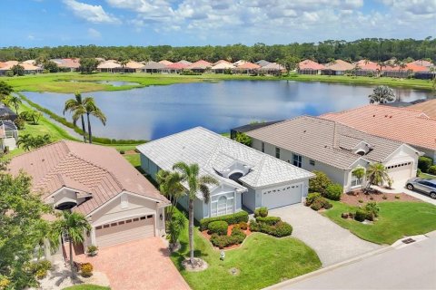 Casa en venta en Venice, Florida, 2 dormitorios, 169.92 m2 № 1805314 - foto 2