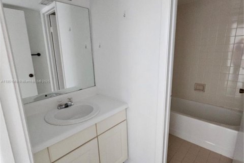 Condominio en alquiler en Homestead, Florida, 2 dormitorios, 89.19 m2 № 1857579 - foto 16