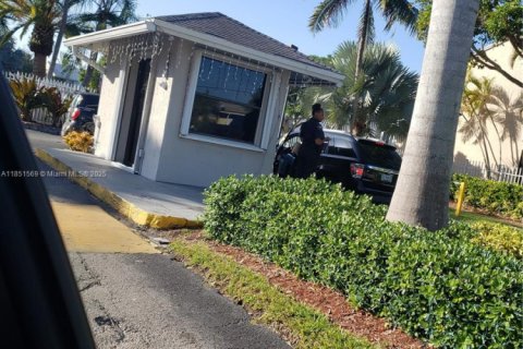 Condominio en alquiler en Homestead, Florida, 2 dormitorios, 89.19 m2 № 1857579 - foto 2