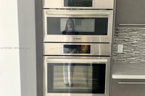 Copropriété à louer à Doral, Floride: 3 chambres, 115.57 m2 № 2036598 - photo 5