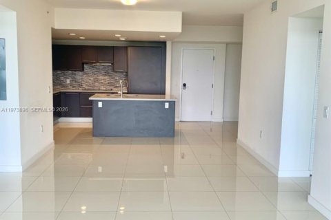 Copropriété à louer à Doral, Floride: 3 chambres, 115.57 m2 № 2036598 - photo 3