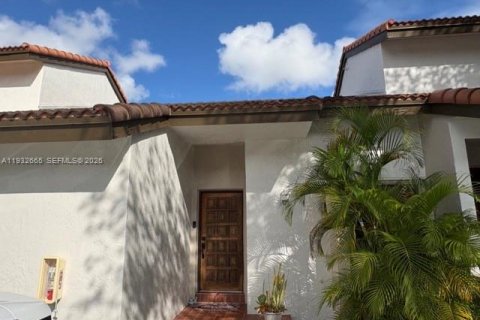 Condo in Miami, Florida, 2 bedrooms  № 2003410