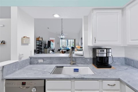Adosado en venta en Tarpon Springs, Florida, 3 dormitorios, 147.71 m2 № 2428852 - foto 19
