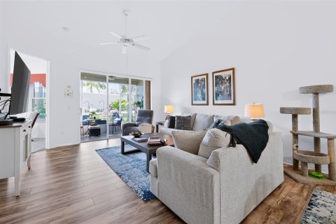 Adosado en venta en Tarpon Springs, Florida, 3 dormitorios, 147.71 m2 № 2428852 - foto 13