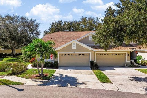 Adosado en Tarpon Springs, Florida 3 dormitorios, 147.71 m2 № 2428852