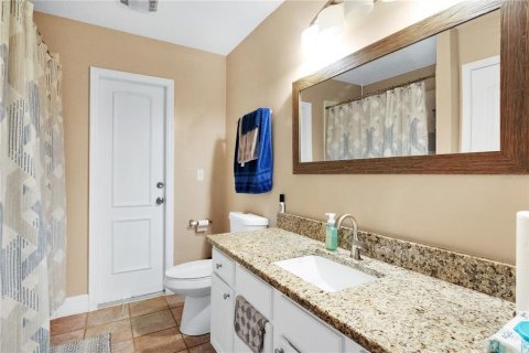 House in Clermont, Florida 4 bedrooms, 170.57 sq.m. № 2196383 - photo 6