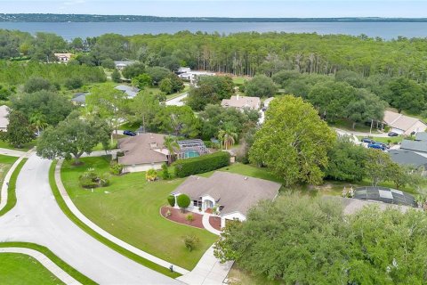 House in Clermont, Florida 4 bedrooms, 170.57 sq.m. № 2196383