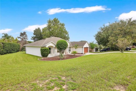 House in Clermont, Florida 4 bedrooms, 170.57 sq.m. № 2196383 - photo 21