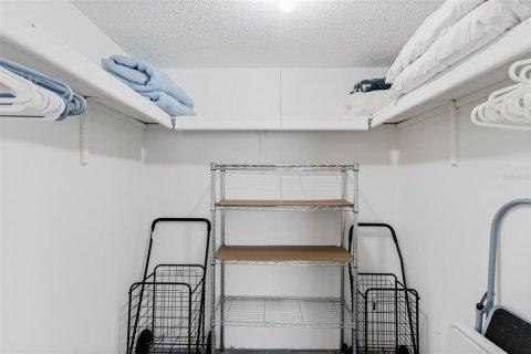 Copropriété à vendre à Largo, Floride: 2 chambres, 91.69 m2 № 2166084 - photo 14