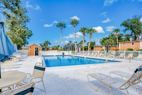 Copropriété à vendre à Largo, Floride: 2 chambres, 91.69 m2 № 2166084 - photo 29