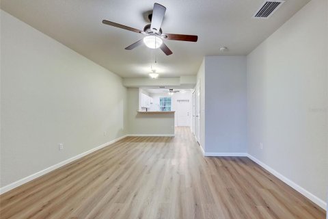Townhouse in Punta Gorda, Florida 2 bedrooms, 102.75 sq.m. № 2230082 - photo 11