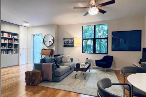 Купить кондоминиум в Корал-Гейблс, Флорида 2 спальни, 111.11м2, № 1965161 - фото 3