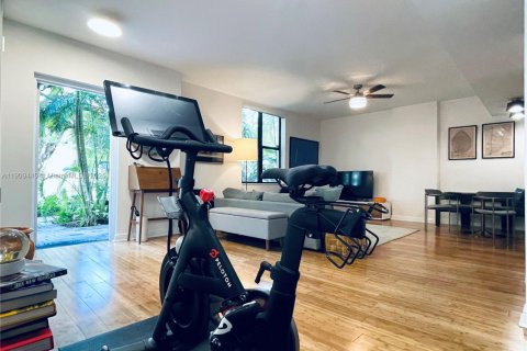 Купить кондоминиум в Корал-Гейблс, Флорида 2 спальни, 111.11м2, № 1965161 - фото 4