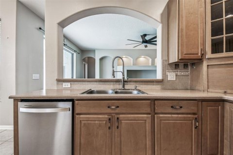 Casa en alquiler en Riverview, Florida, 5 dormitorios, 318.84 m2 № 1915262 - foto 20