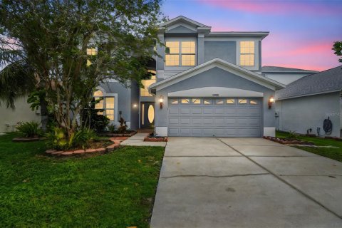 Casa en alquiler en Riverview, Florida, 5 dormitorios, 318.84 m2 № 1915262 - foto 1