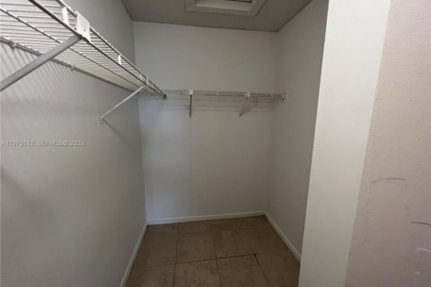 Copropriété à louer à Coral Springs, Floride: 2 chambres, 75.72 m2 № 2042739 - photo 9