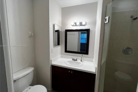 Copropriété à louer à Coral Springs, Floride: 2 chambres, 75.72 m2 № 2042739 - photo 10