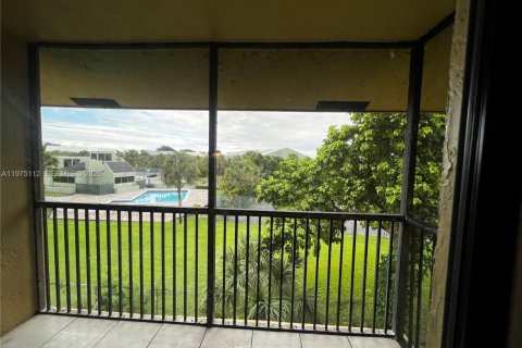 Copropriété à louer à Coral Springs, Floride: 2 chambres, 75.72 m2 № 2042739 - photo 7