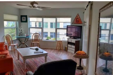 Condominio en alquiler en Longboat Key, Florida, 1 dormitorio, 70.7 m2 № 2103365 - foto 5