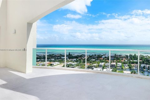 Copropriété à louer à Aventura, Floride: 6 chambres, 553.51 m2 № 1875159 - photo 22