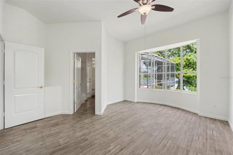 House in Kissimmee, Florida 3 bedrooms, 200.2 sq.m. № 2413855 - photo 18