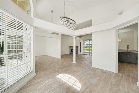 House in Kissimmee, Florida 3 bedrooms, 200.2 sq.m. № 2413855 - photo 10