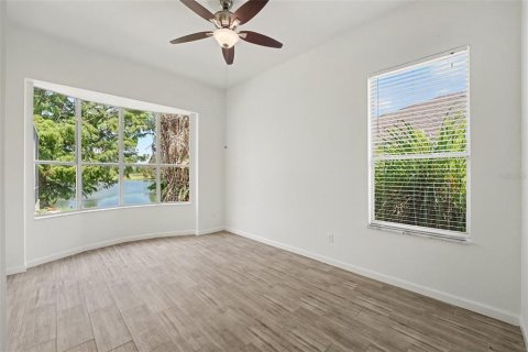 House in Kissimmee, Florida 3 bedrooms, 200.2 sq.m. № 2413855 - photo 17