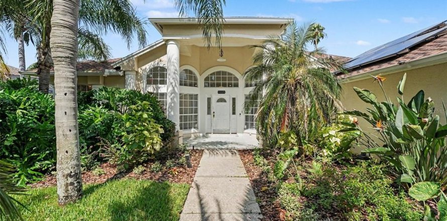 House in Kissimmee, Florida 3 bedrooms, 200.2 sq.m. № 2413855