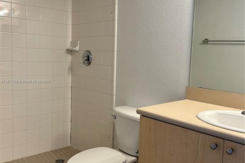 Condo in Coral Springs, Florida, 2 bedrooms  № 1897715 - photo 7