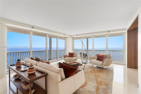 Condo in Fort Lauderdale, Florida, 4 bedrooms  № 2001865 - photo 28