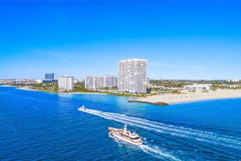 Condo in Fort Lauderdale, Florida, 4 bedrooms  № 2001865 - photo 2