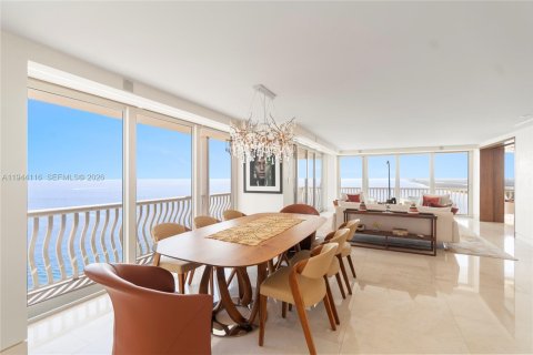 Condo in Fort Lauderdale, Florida, 4 bedrooms  № 2001865 - photo 27