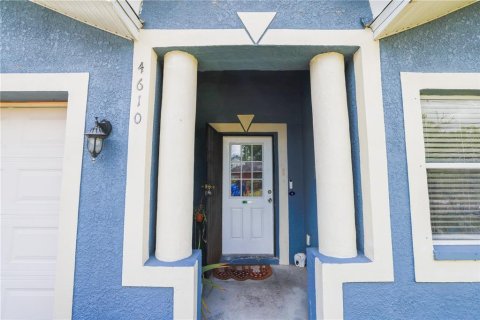 Casa en venta en Tampa, Florida, 3 dormitorios, 115.01 m2 № 1609823 - foto 2
