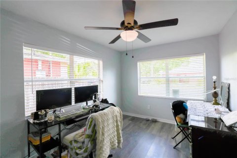 Casa en venta en Tampa, Florida, 3 dormitorios, 115.01 m2 № 1609823 - foto 18