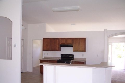 Casa en alquiler en Palm Coast, Florida, 3 dormitorios, 187.11 m2 № 1835124 - foto 3
