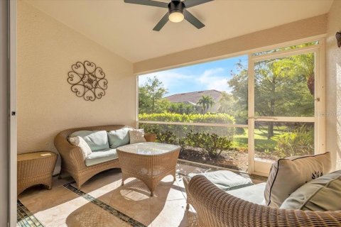 House in Punta Gorda, Florida 3 bedrooms, 163.97 sq.m. № 2396409 - photo 12
