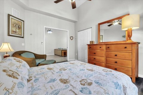 House in Punta Gorda, Florida 3 bedrooms, 163.97 sq.m. № 2396409 - photo 27