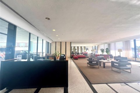 Купить кондоминиум в Майами-Бич, Флорида 1 спальня, 79.43м2, № 1957926 - фото 22