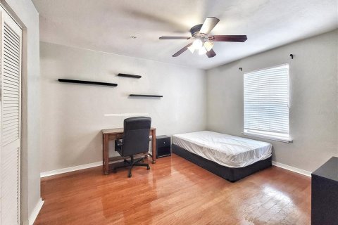Condominio en venta en Gainesville, Florida, 2 dormitorios, 82.5 m2 № 1839827 - foto 15