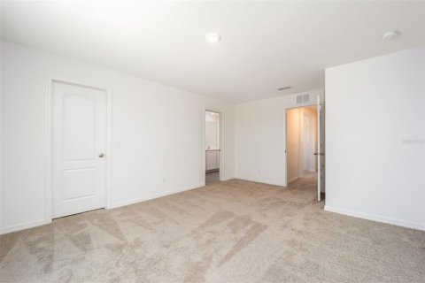 Townhouse in Dundee, Florida 3 bedrooms, 168.8 sq.m. № 1840509 - photo 14