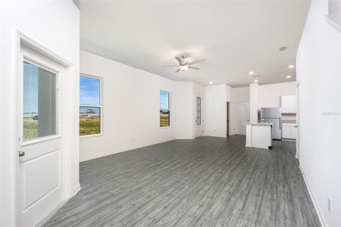 Townhouse in Dundee, Florida 3 bedrooms, 168.8 sq.m. № 1840509 - photo 10