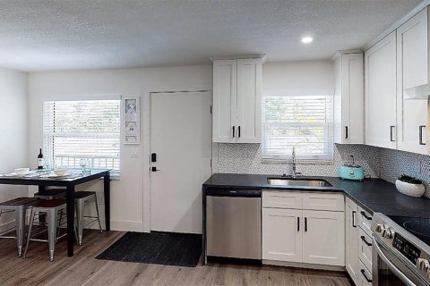 Appartement à louer à Sarasota, Floride: 1 chambre, 39.48 m2 № 2232069 - photo 14
