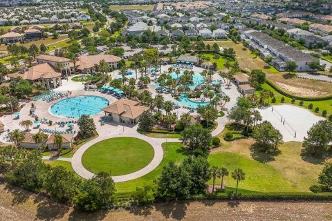 Casa en venta en Four Corners, Florida, 6 dormitorios, 310.2 m2 № 2212174 - foto 12