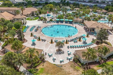 Casa en venta en Four Corners, Florida, 6 dormitorios, 310.2 m2 № 2212174 - foto 18