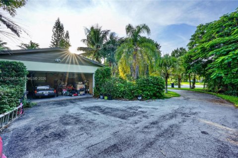 Casa en venta en Palmetto Bay, Florida, 4 dormitorios, 217.21 m2 № 2429976 - foto 24