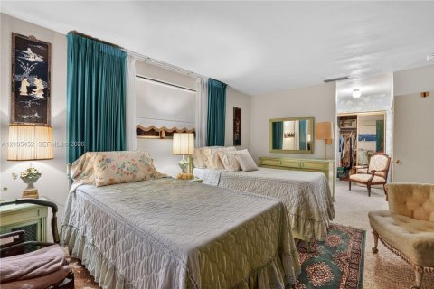 Casa en venta en Palmetto Bay, Florida, 4 dormitorios, 217.21 m2 № 2429976 - foto 12